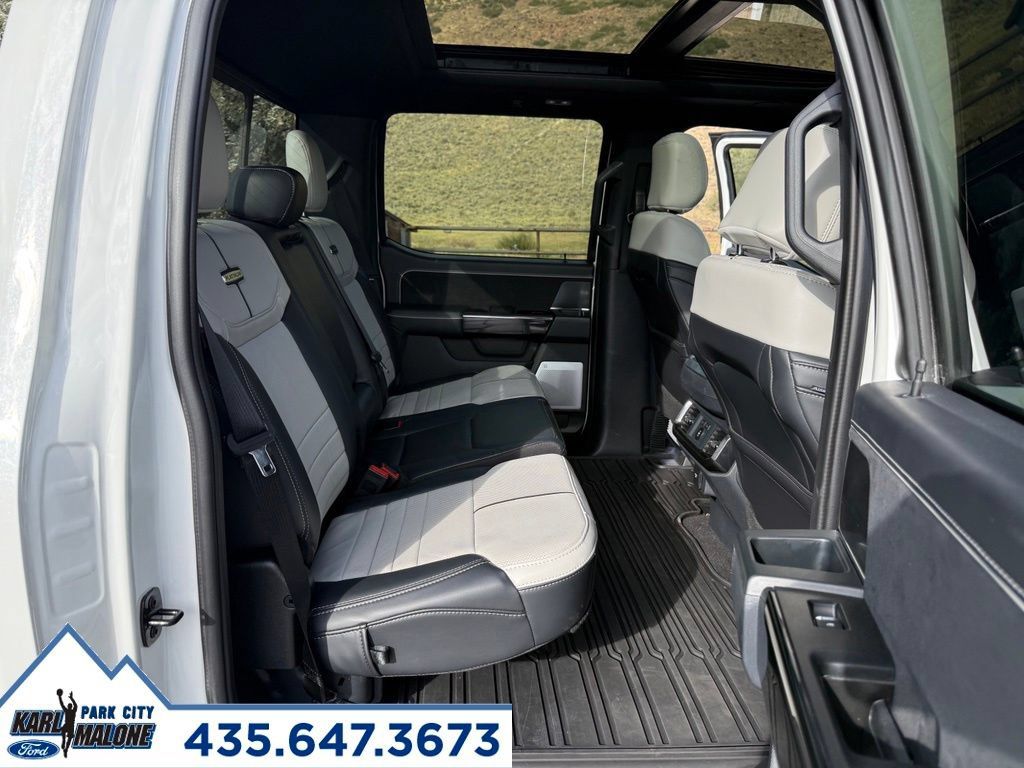 Used 2025 Ford F150 Lightning Platinum AWD/4WD image 34