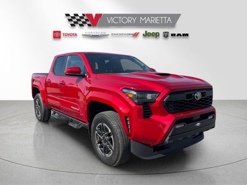 Used 2024 Toyota Tacoma TRD Sport image 7