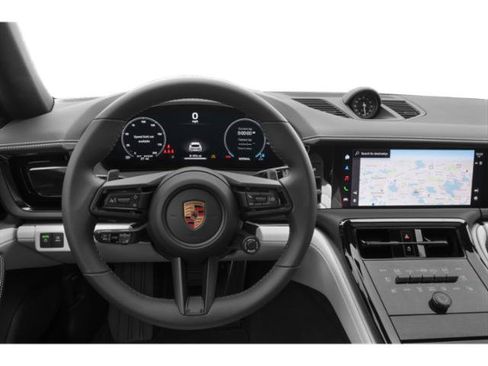 Used 2025 Porsche Panamera image 6