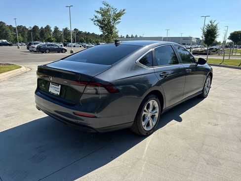 Used 2023 Honda Accord LX image 8