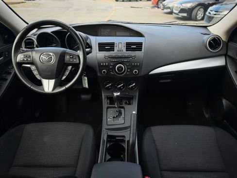Used 2012 MAZDA MAZDA3 i Touring FWD image 27