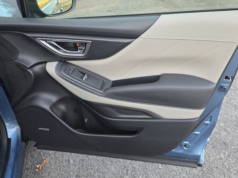 Used 2023 Subaru Forester Limited w/ Popular Package #2 image 19