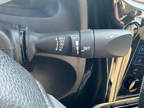 Used 2019 Toyota Corolla LE FWD image 23