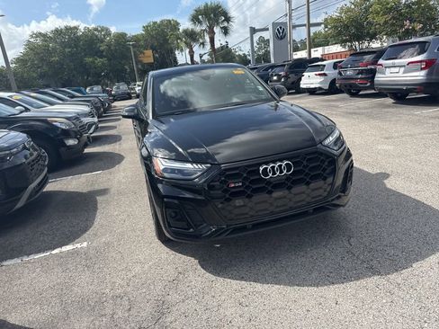Used 2024 Audi SQ5 Prestige AWD/4WD image 10