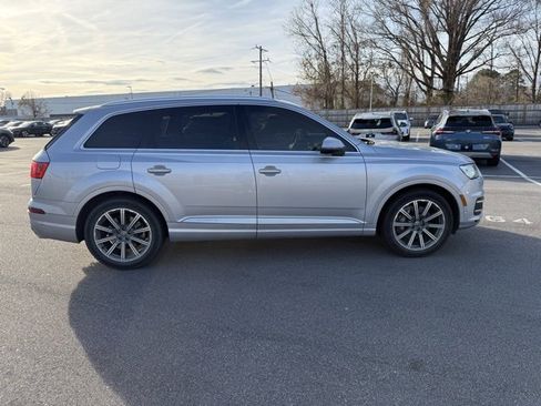 Used 2019 Audi Q7 3.0T Prestige w/ Prestige Package image 13