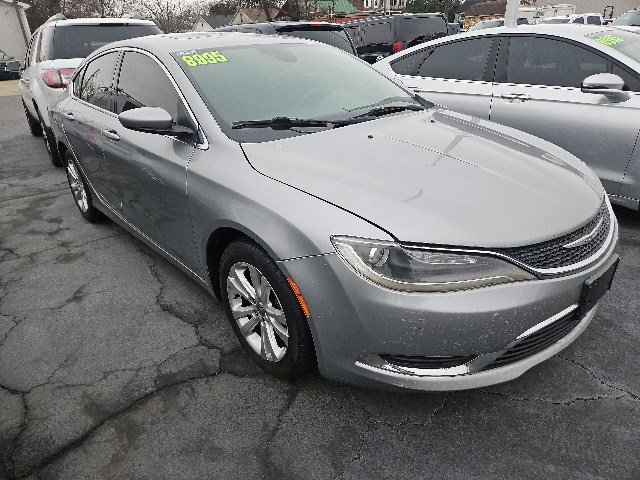 Used 2015 Chrysler 200 Limited w/ Convenience Group FWD image 1