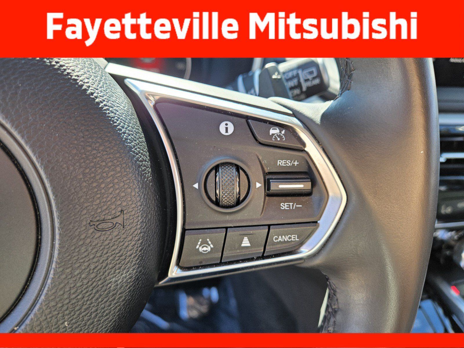Used 2025 Acura MDX FWD image 26