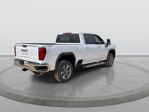 New 2026 GMC Sierra 2500 SLT AWD/4WD image 8