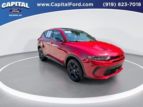 Used 2024 Dodge Hornet GT Plus w/ GT Blacktop Package AWD/4WD image 2