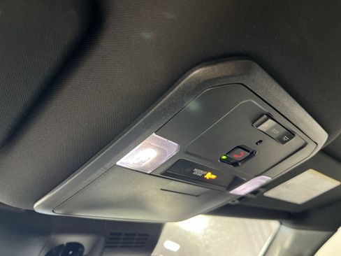 Used 2024 Toyota Tacoma TRD Sport image 34