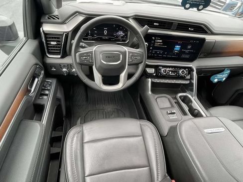 Certified 2025 GMC Sierra 3500 Denali w/ Denali Reserve Package AWD/4WD image 13