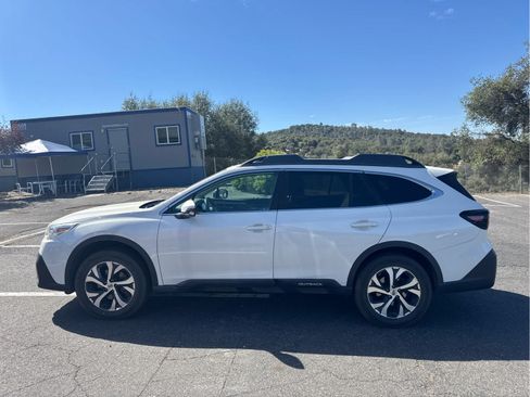 Used 2022 Subaru Outback Limited AWD/4WD image 8