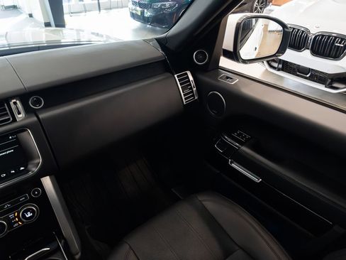 Used 2017 Land Rover Range Rover HSE AWD/4WD image 11