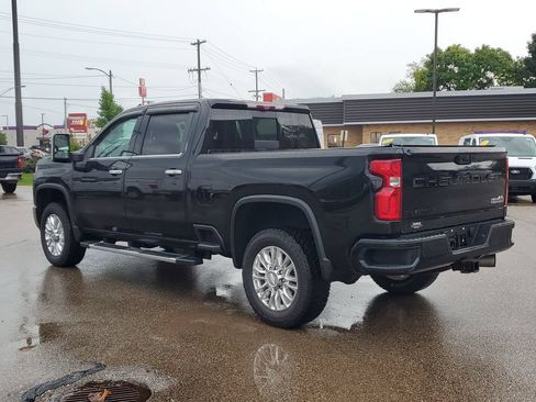 Used 2020 Chevrolet Silverado 2500 High Country w/ Technology Package AWD/4WD image 5