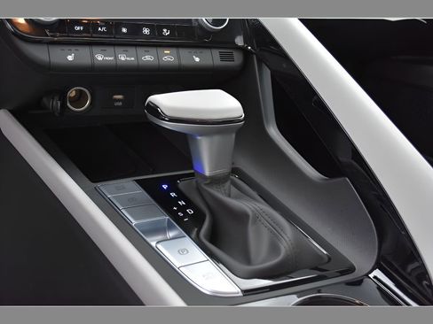 New 2026 Hyundai Elantra Limited FWD image 26