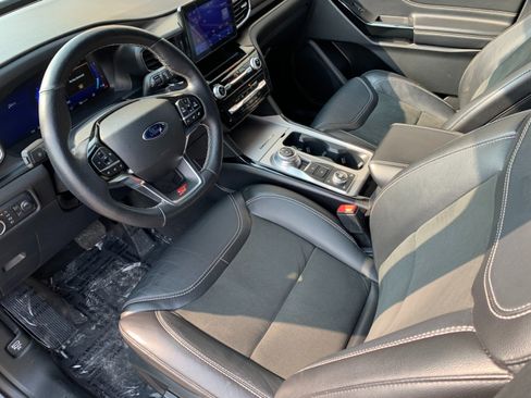 Used 2022 Ford Explorer ST AWD/4WD image 14