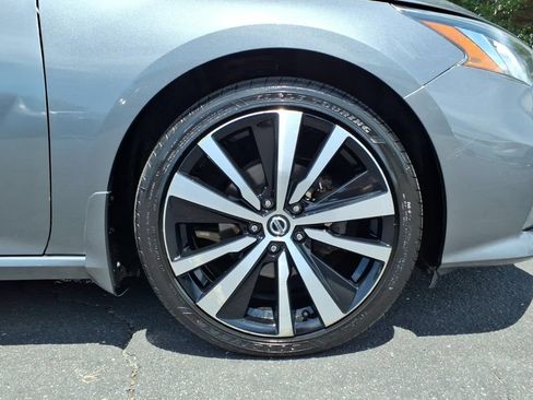 Used 2020 Nissan Altima 2.5 SR w/ Premium Package FWD image 22