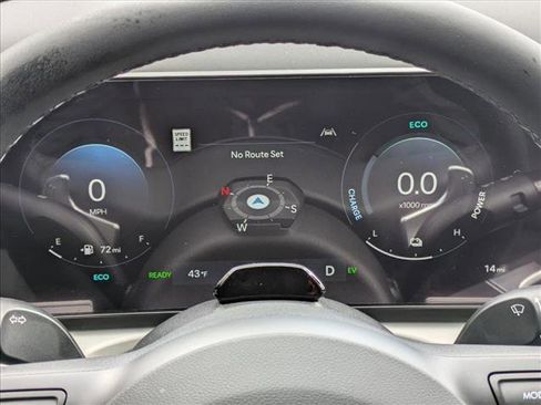 New 2025 Hyundai Tucson SEL image 10