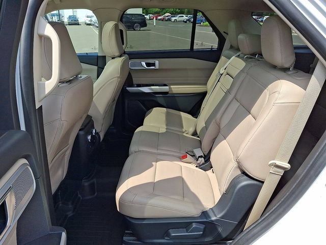Used 2021 Ford Explorer Limited w/ Hybrid Equipment Group 310A AWD/4WD image 25