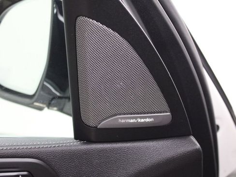 Used 2021 BMW X7 xDrive40i w/ Premium Package image 17