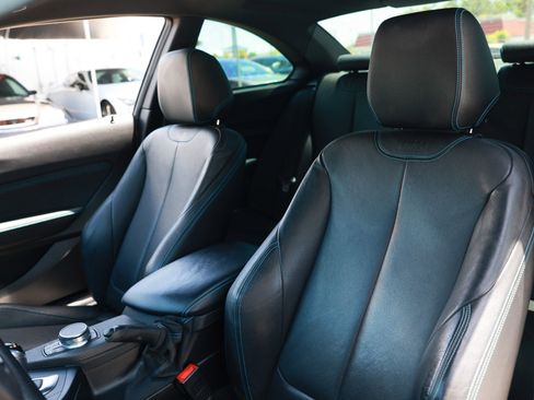 Used 2017 BMW M2 image 10