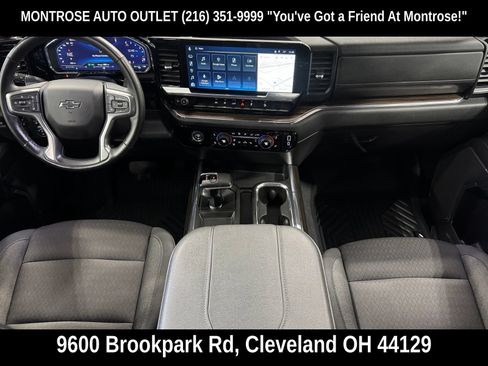 Used 2024 Chevrolet Silverado 1500 LT Trail Boss AWD/4WD image 2