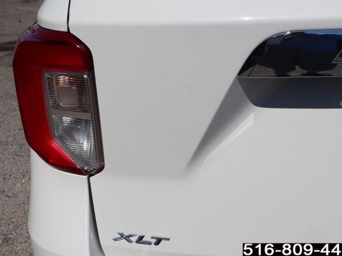 Used 2022 Ford Explorer XLT w/ Equipment Group 202A image 37