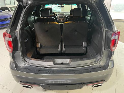 Used 2017 Ford Explorer Sport w/ Equipment Group 401A image 7