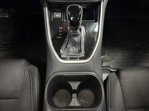 Used 2024 Subaru Outback Premium image 19