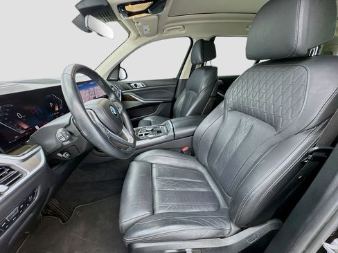Used 2023 BMW X7 xDrive40i w/ Premium Package AWD/4WD image 13