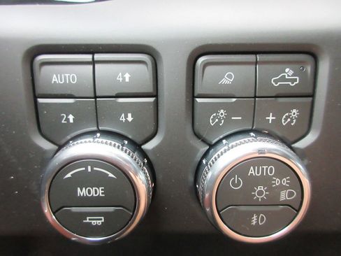 New 2026 GMC Sierra 2500 Denali Ultimate w/ Max Trailering Package AWD/4WD image 18