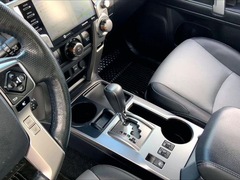 Used 2023 Toyota 4Runner SR5 Premium image 15