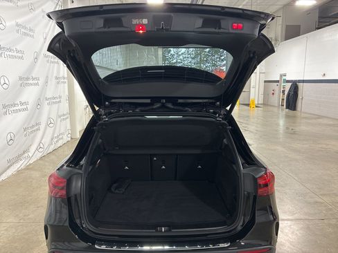 Used 2025 Mercedes-Benz GLA 250 4MATIC image 23