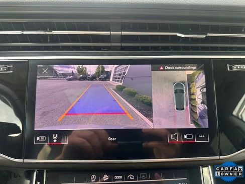 Used 2022 Audi Q8 Premium Plus w/ Premium Plus Package image 21