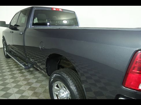 Used 2017 RAM 2500 Tradesman w/ Chrome Appearance Group image 14