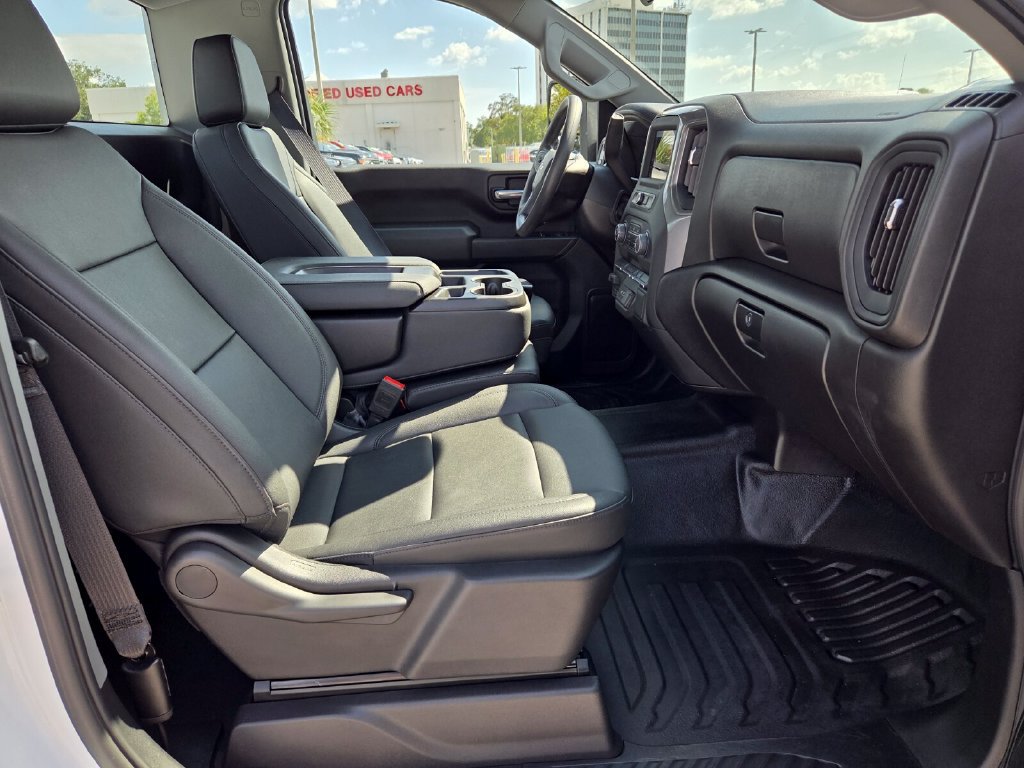 Used 2025 Chevrolet Silverado 2500 W/T RWD image 13