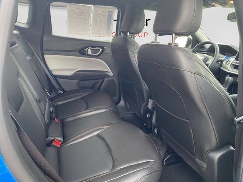 Used 2023 Jeep Compass Limited AWD/4WD image 14