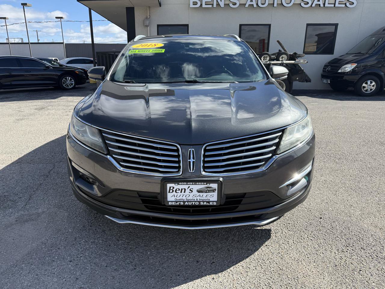 Used 2018 Lincoln MKC Select w/ Select Plus Package AWD/4WD image 3
