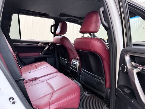 Used 2023 Lexus GX 460 Luxury AWD/4WD image 32