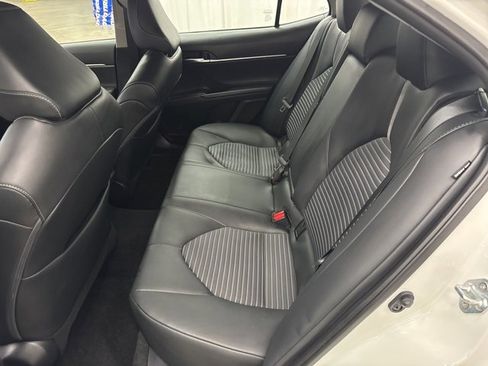 Used 2023 Toyota Camry SE image 12