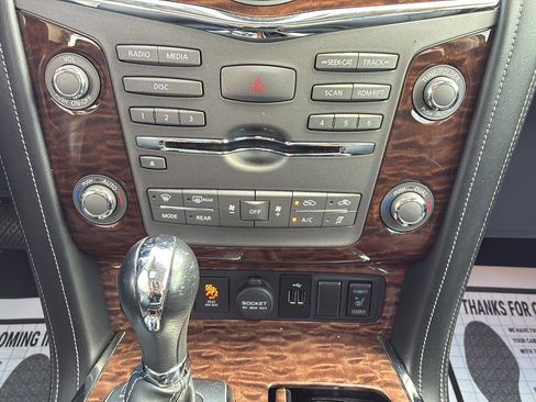 Used 2020 Nissan Armada SL w/ Premium Package image 31
