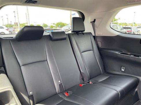 Used 2024 Toyota Grand Highlander Limited image 13