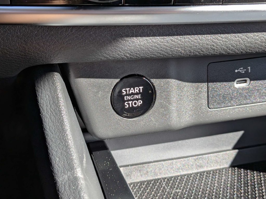 Used 2026 Nissan Rogue SV w/ Cold Weather Package FWD image 27