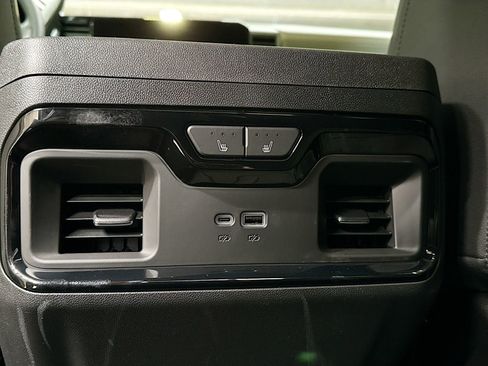 New 2026 Chevrolet Silverado 2500 ZR2 w/ LPO, Dark Essentials Package image 31