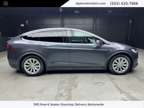 Used 2018 Tesla Model X 75D image 7