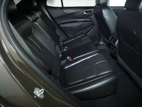 Used 2023 Chevrolet Equinox Premier image 34