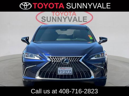 Used 2025 Lexus ES 300h w/ Premium Package FWD image 11