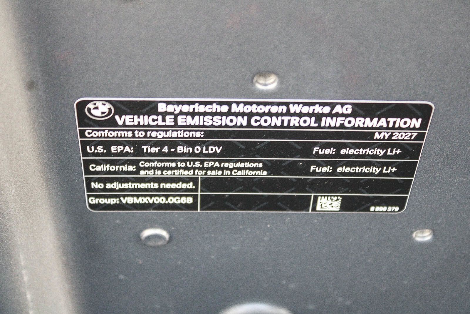 New 2027 BMW i5 xDrive40 AWD/4WD image 27