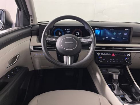 Used 2025 Hyundai Tucson SEL FWD image 15
