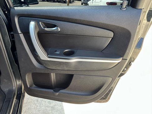 Used 2010 GMC Acadia SLT AWD/4WD image 16